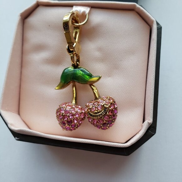 NWT Vintage Juicy Couture C_CHERRIES CHARM. - Picture 1 of 4